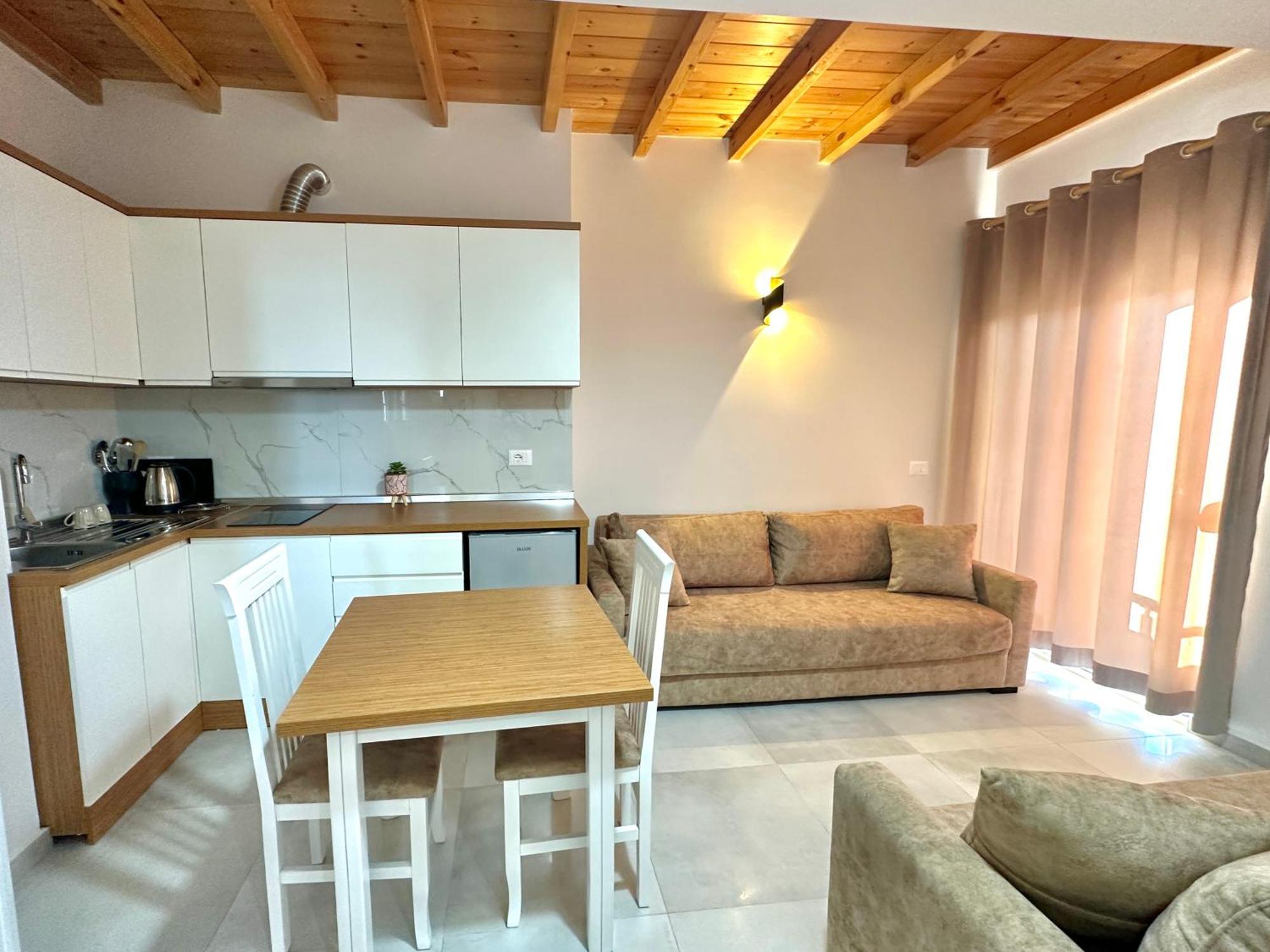 Vlorë Maison Apartments מראה חיצוני תמונה