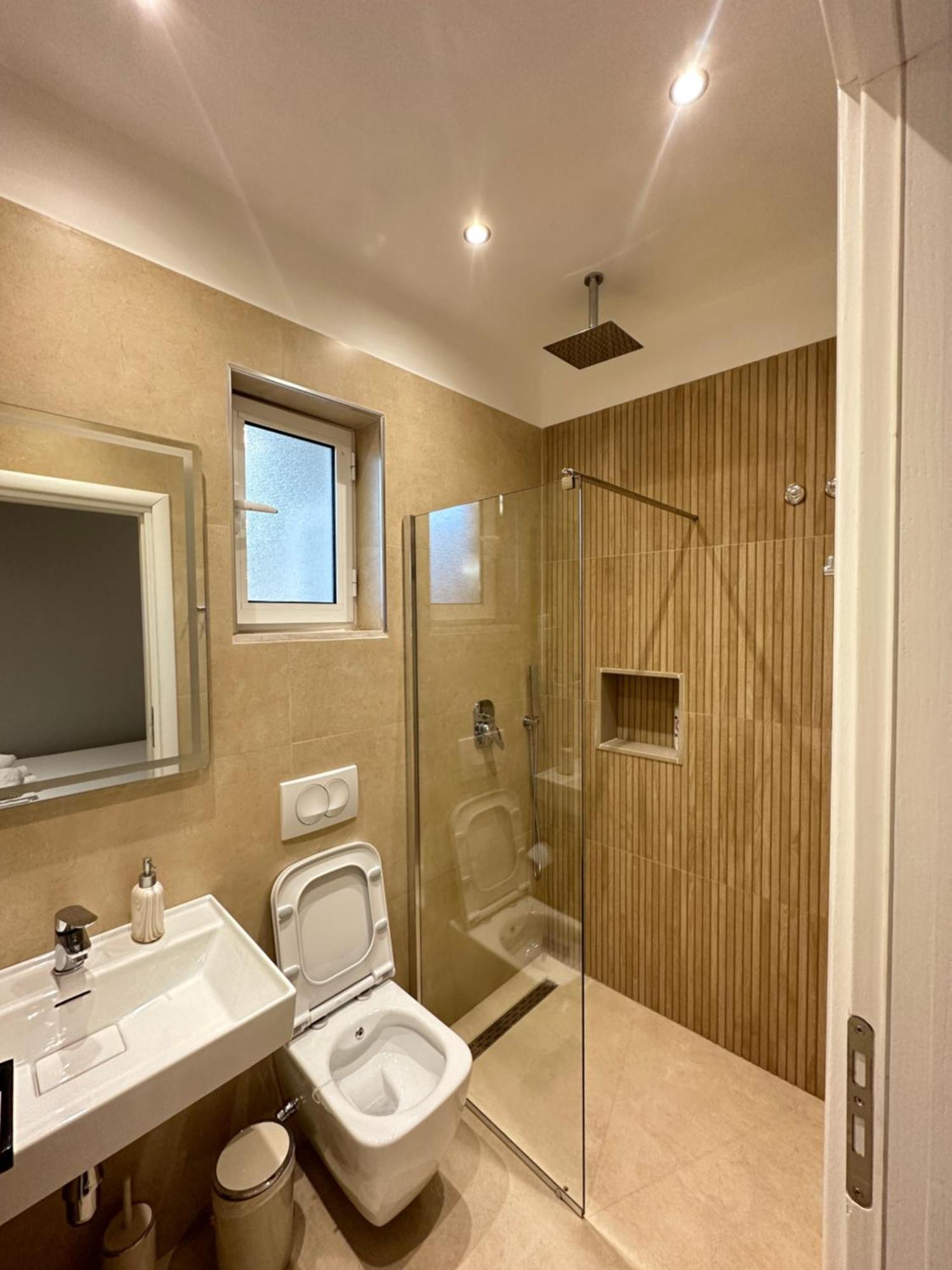 Vlorë Maison Apartments מראה חיצוני תמונה