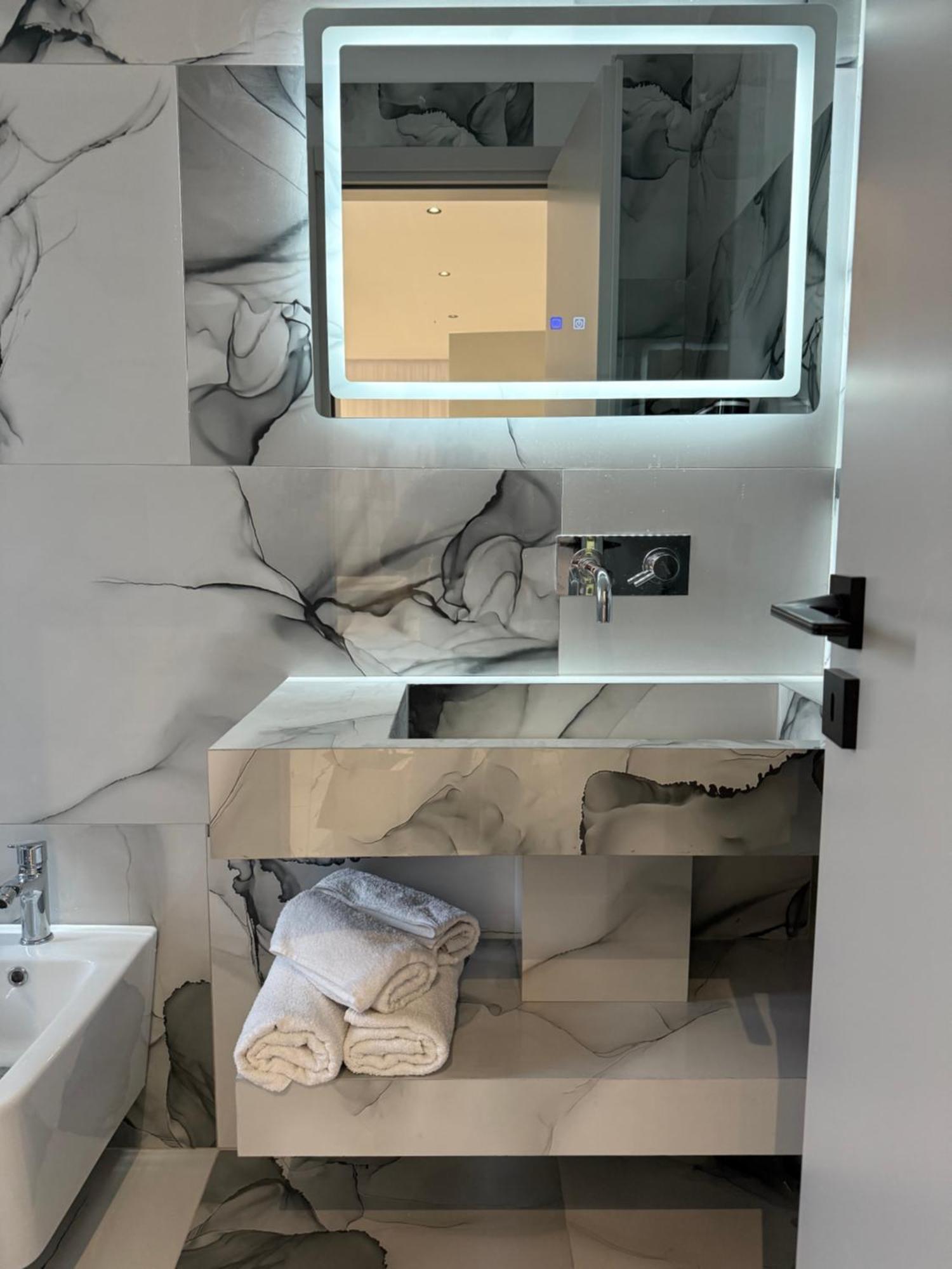 Vlorë Maison Apartments מראה חיצוני תמונה